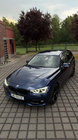 BMW 3 Series F30/F31 (2012-2020) 320d Edition Luxury Line Purity 2017