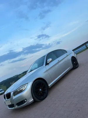 BMW 3 Series E90/E91/E92/E93 (2005-2012) 2009