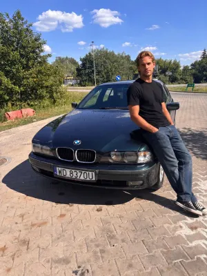 BMW 5 Series E39 (1996-2003) 520i 2000