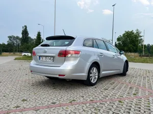 Toyota Avensis III (2009-) 2010