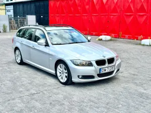 BMW 3 Series E90/E91/E92/E93 (2005-2012) 318i 2009