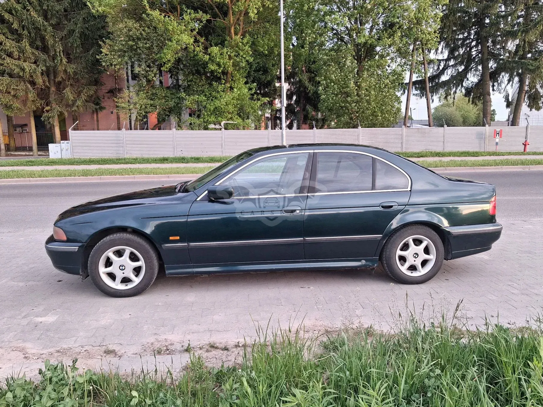 BMW 5 Series E39 (1996-2003) 523i 1998