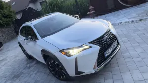 Lexus UX 2020