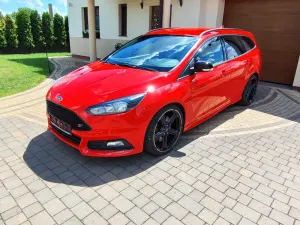 Ford Focus Mk3 (2010-2018) 2.0 TDCi ST 2015