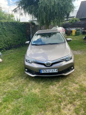 Toyota Auris II (2012-) 1.4 D-4D Comfort 2015