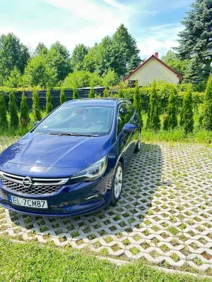 Opel Astra K (2015-2021) 1.6 CDTI Elite 2017