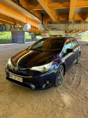 Toyota Avensis III (2009-) 2.0 D-4D Prestige 2017