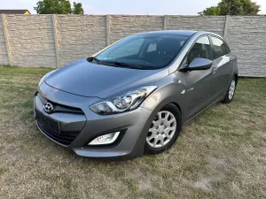 Hyundai i30 II (2012-2017) 1.6 CRDI Trend 2013