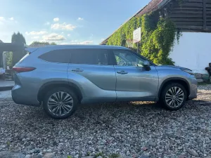 Toyota Highlander 2.5 Hybrid Prestige 2021