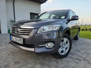 Toyota Rav4 III (2006-2012) 2.2 D-4D 4x2 2011