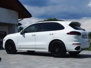 Porsche Cayenne II (2010-2017) GTS Tiptronic S 2016