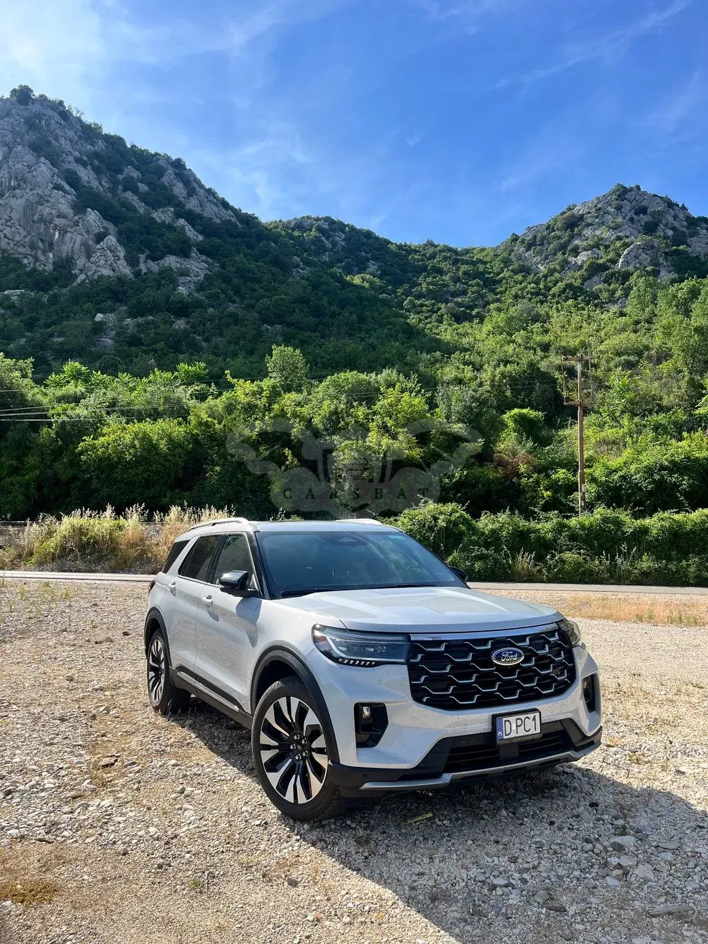 Ford Explorer 2025