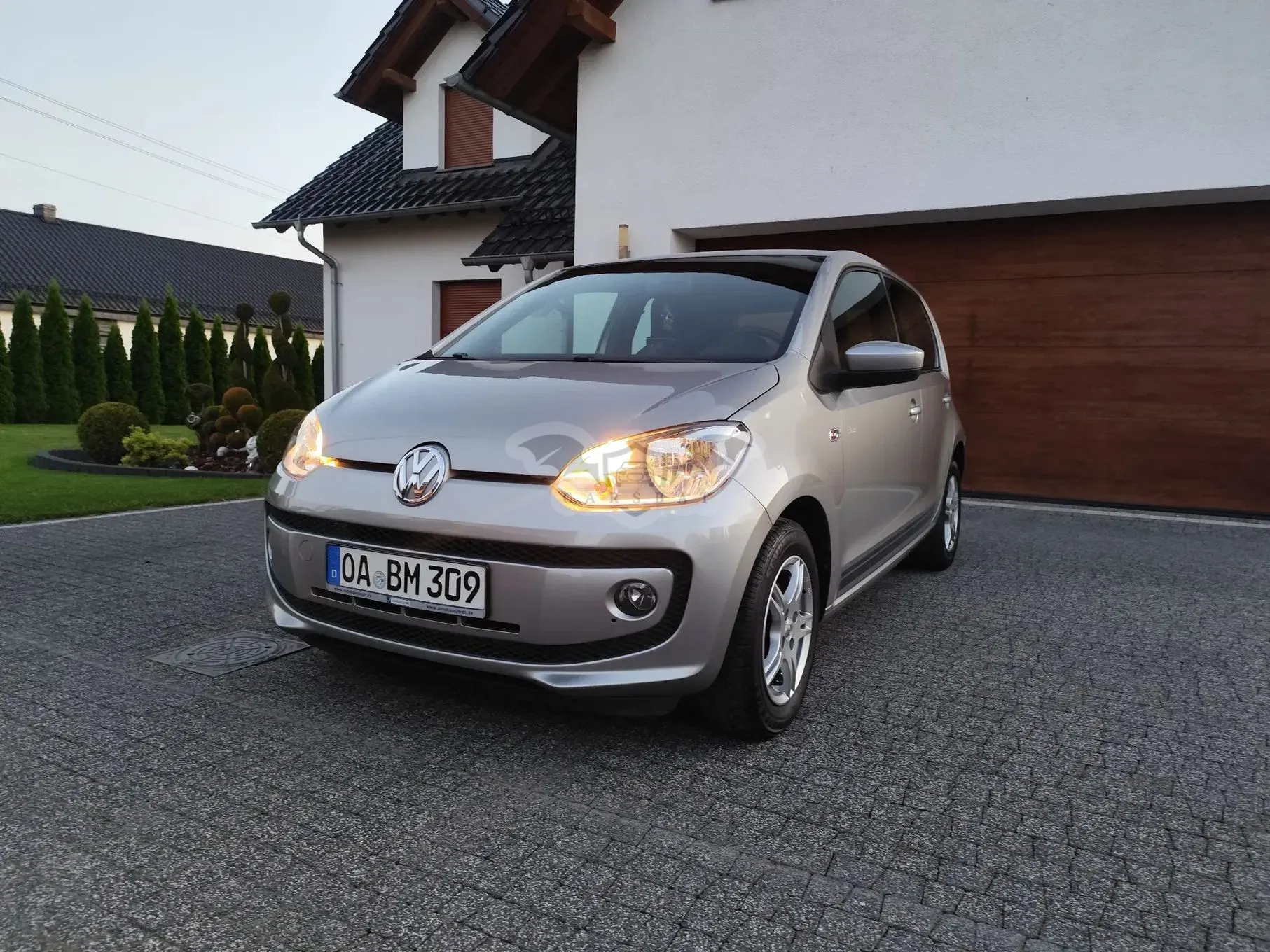 Volkswagen Up! club 2016