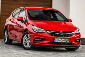Opel Astra K (2015-2021) 1.4 Turbo Dynamic 2017