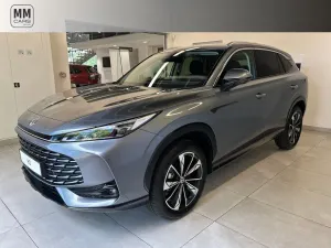 MG HS 2026