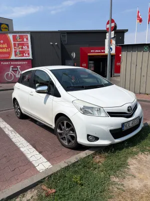 Toyota Yaris III (2011-2019) 1.33 Trend 2013