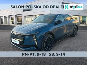 Ds automobiles N°8 2025