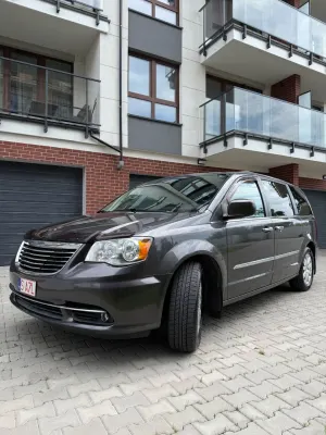 Chrysler Town & Country V (2007-2016) 3.6 Limited 2016