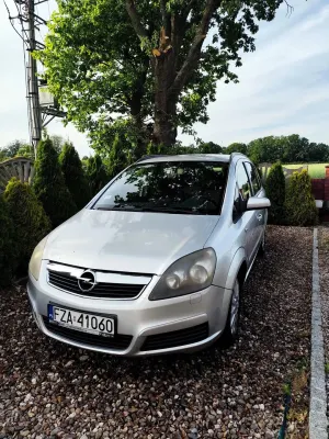 Opel Zafira B (2005-2014) 1.8 Cosmo 2006
