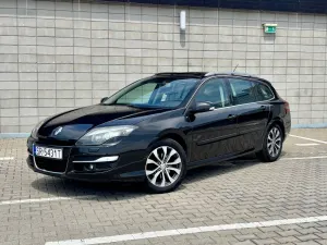 Renault Laguna III (2007-) 2.0 dCi Initiale 2011