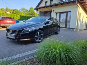 Volvo V40 II (2012-) T2 Drive-E Momentum 2016