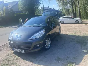 Peugeot 207 1.4 HDi Active 2012
