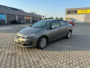 Opel Astra J (2009-2019) 2016
