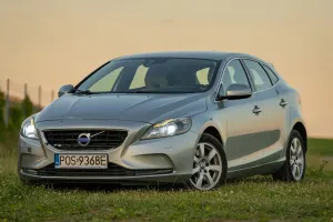 Volvo V40 II (2012-) 2012