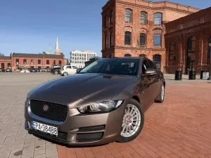Jaguar XE 2.0 D Pure 2015
