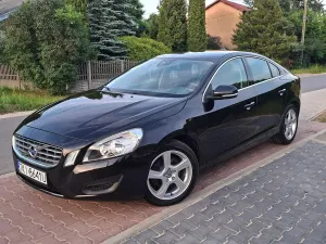 Volvo S60 II (2010-) D3 Momentum 2011