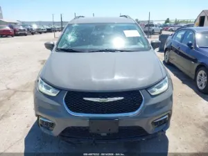 Chrysler Pacifica 2022