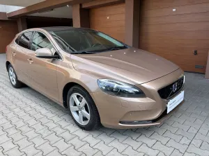 Volvo V40 II (2012-) T3 Summum 2014