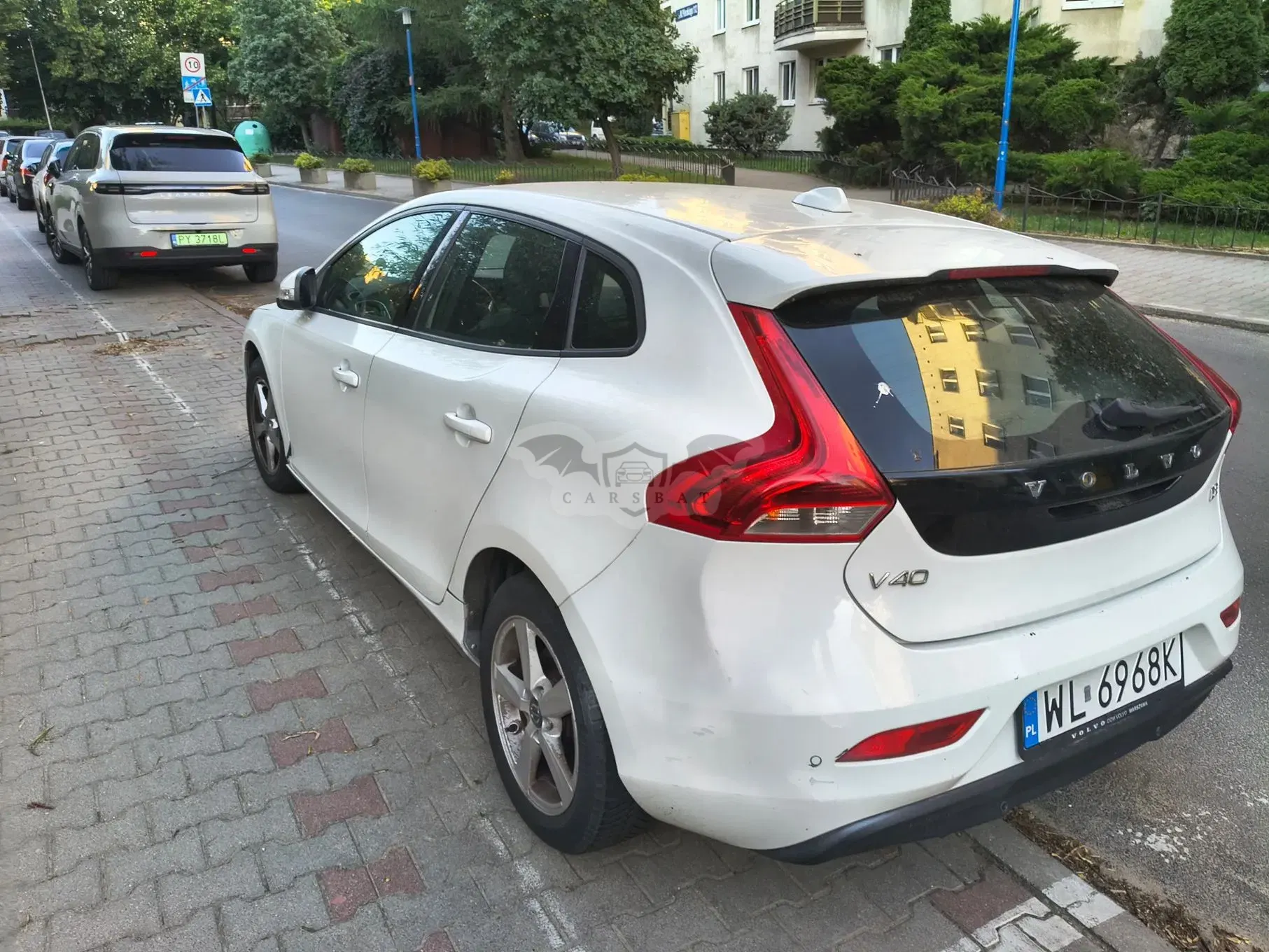 Volvo V40 II (2012-) 2013