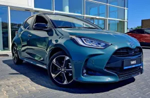 Toyota Yaris IV (2020-) Hybrid 1.5 Executive 2025