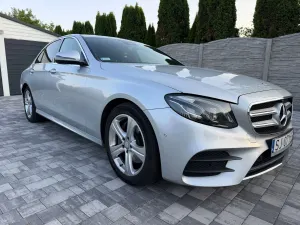 Mercedes-Benz E W213 (2016-2023) 220 d 4-Matic 9G-TRONIC 2017