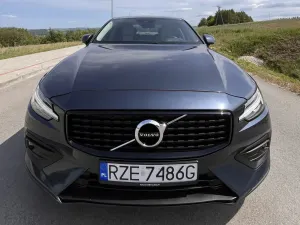 Volvo S60 III (2018-) T6 AWD Momentum Pro 2019