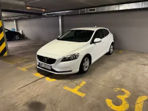 Volvo V40 II (2012-) T3 Drive-E Kinetic 2016