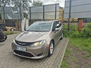 Chrysler Pacifica 2017