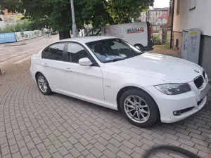 BMW 3 Series E90/E91/E92/E93 (2005-2012) 2010