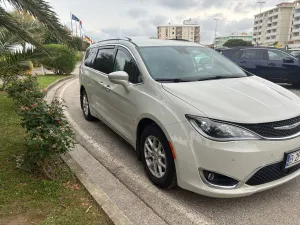 Chrysler Pacifica 2019