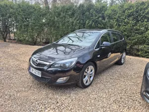 Opel Astra J (2009-2019) 1.7 CDTI Cosmo 2010