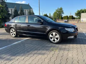 Skoda Superb II (2008-2018) 2.0 TDI Ambition 2012
