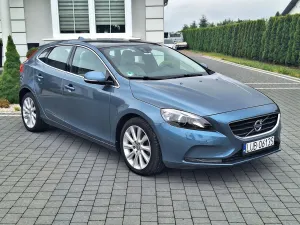 Volvo V40 II (2012-) D2 Summum 2012