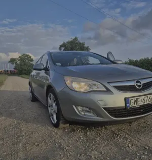 Opel Astra J (2009-2019) 1.7 CDTI Sport 2011