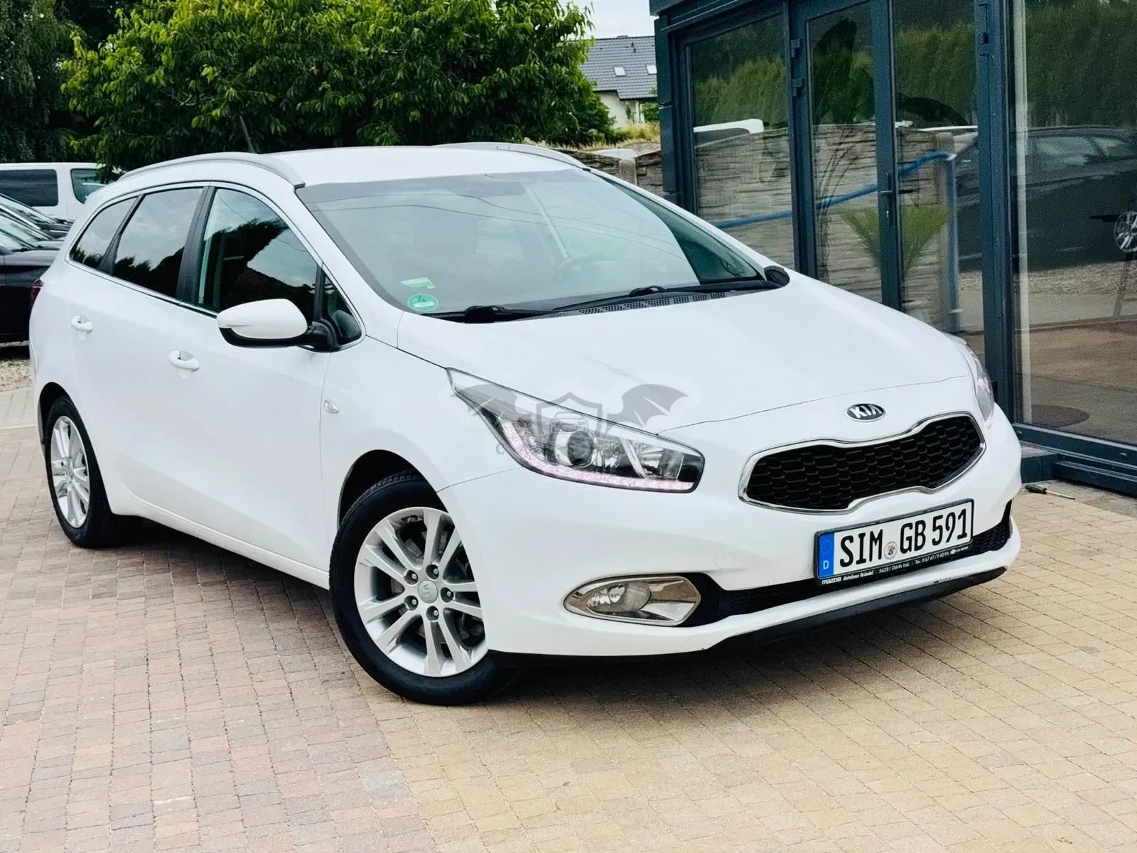 Kia Ceed II (2012-) 1.6 GDI Dream Team Edition 2015