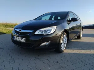 Opel Astra J (2009-2019) 1.4 T Edition 150 2012
