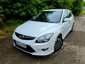 Hyundai i30 I (2007-2012) 1.4 FIFA WM Edition 2010