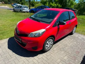 Toyota Yaris III (2011-2019) 2011