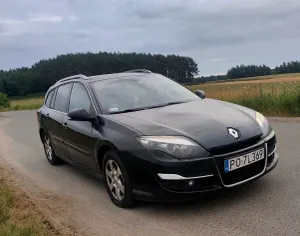 Renault Laguna III (2007-) 2.0 dCi Black Edition 2011