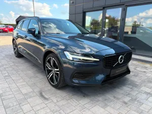 Volvo V60 II (2018- ) B3 B Geartronic Momentum 2021